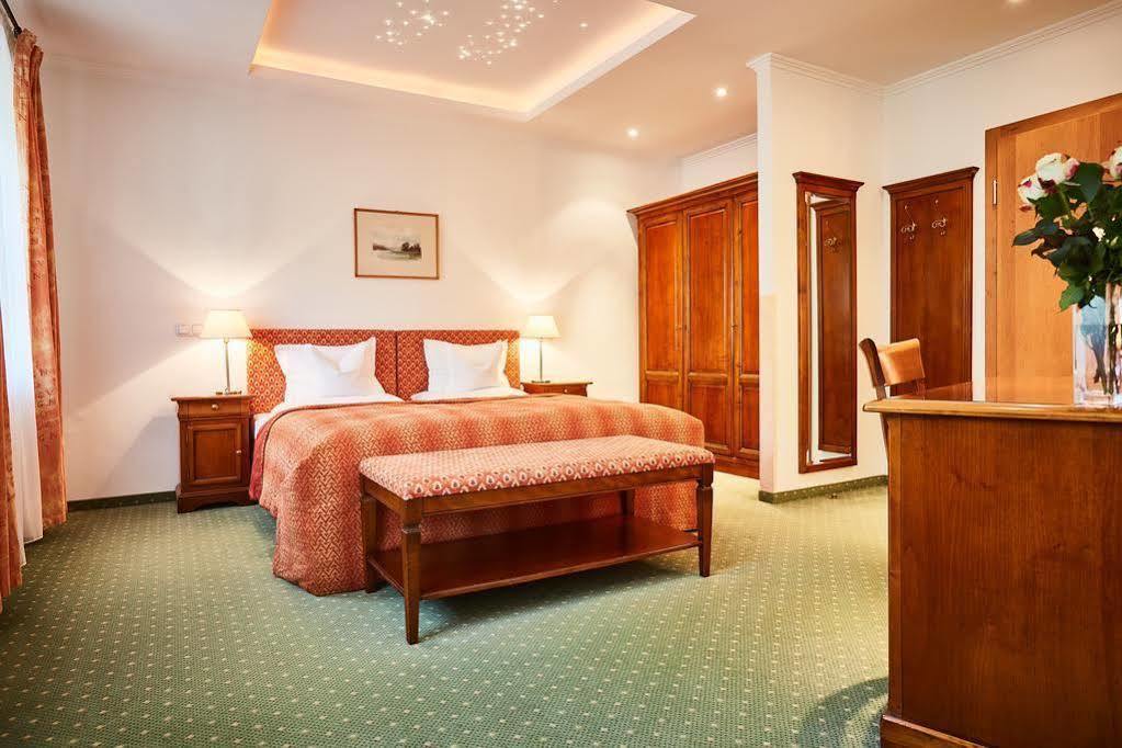 Boutique Hotel Aichinger Nussdorf am Attersee Exterior photo